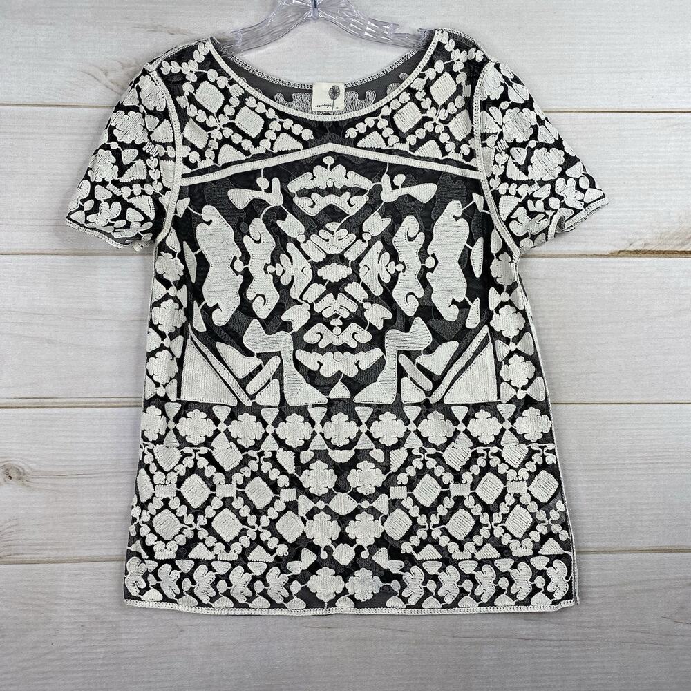 Everleigh Top Womens XS Black White Heavily Embroidered Short Sleeve Burnout